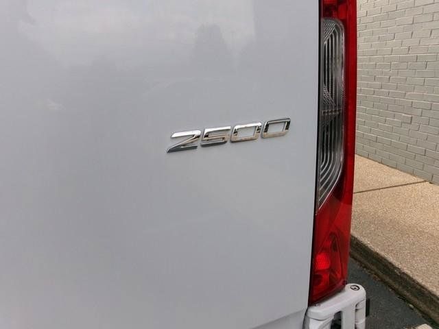 Used 2019 Mercedes-Benz Sprinter 144 w/ Premium Package image 7
