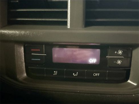 Used 2021 Volkswagen Atlas S image 24