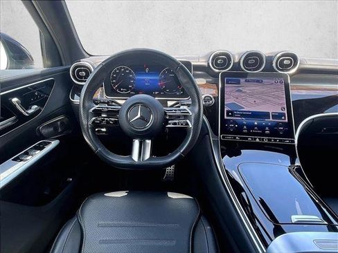 Certified 2024 Mercedes-Benz GLC 300 image 7