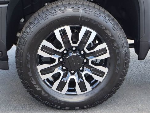 New 2026 GMC Sierra 3500 Denali Ultimate AWD/4WD image 27