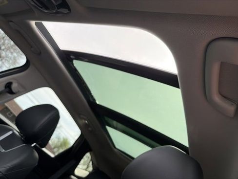 Used 2024 Hyundai Tucson Limited image 22