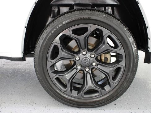 Used 2021 RAM 1500 Limited w/ Night Edition AWD/4WD image 92