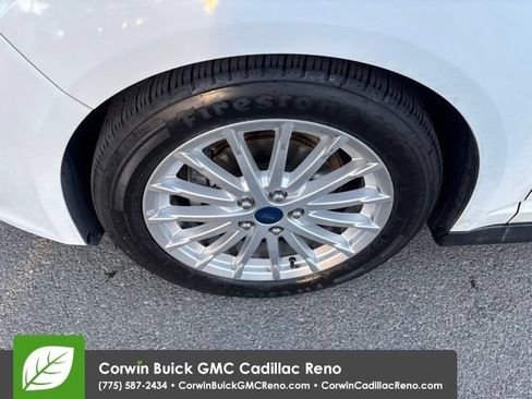Used 2013 Ford C-MAX SE FWD image 39