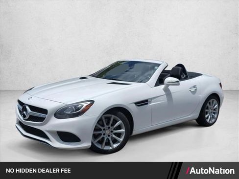 Used 2017 Mercedes-Benz SLC 300 image 1