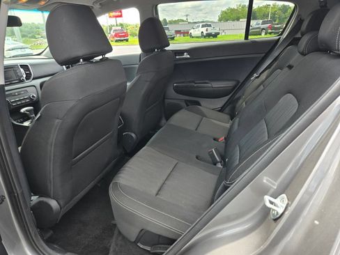 Used 2019 Kia Sportage LX FWD image 11