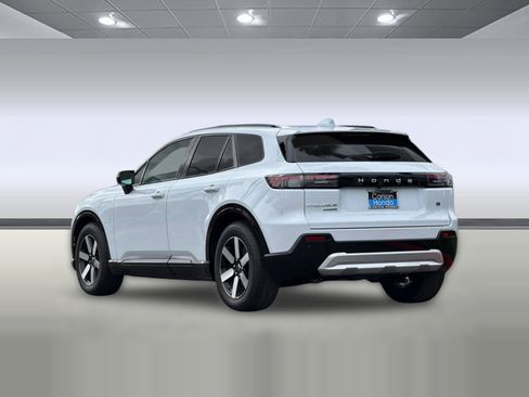 New 2026 Honda Prologue Touring image 3
