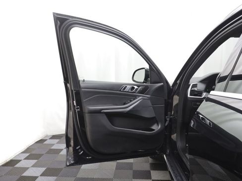 Used 2021 BMW X5 xDrive40i AWD/4WD image 4