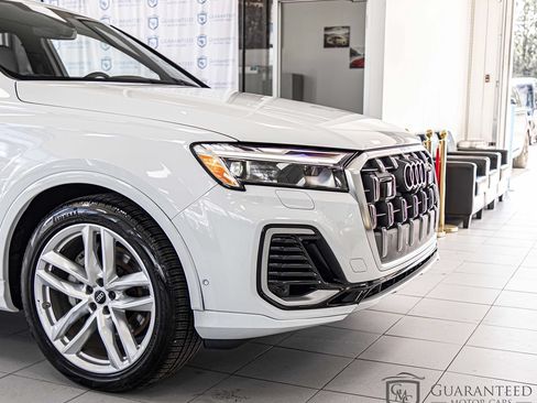 Used 2025 Audi Q7 3.0T Premium Plus w/ Premium Plus Package AWD/4WD image 4