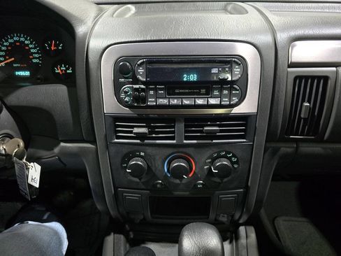 Used 2004 Jeep Grand Cherokee Laredo w/ Convenience Group image 37
