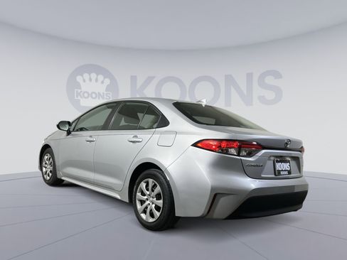 Used 2024 Toyota Corolla LE image 4