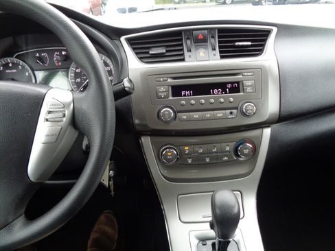 Used 2013 Nissan Sentra FE+ SV image 21
