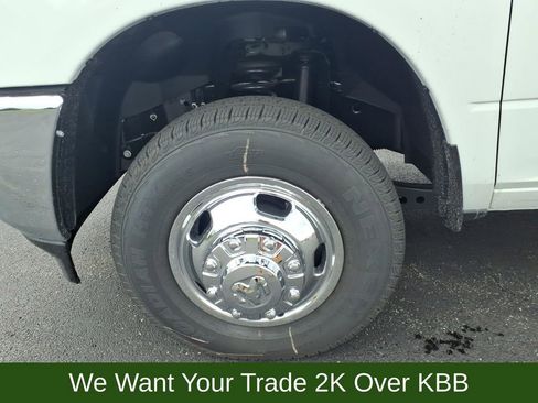 New 2026 RAM 3500 Tradesman w/ Chrome Appearance Group A AWD/4WD image 13