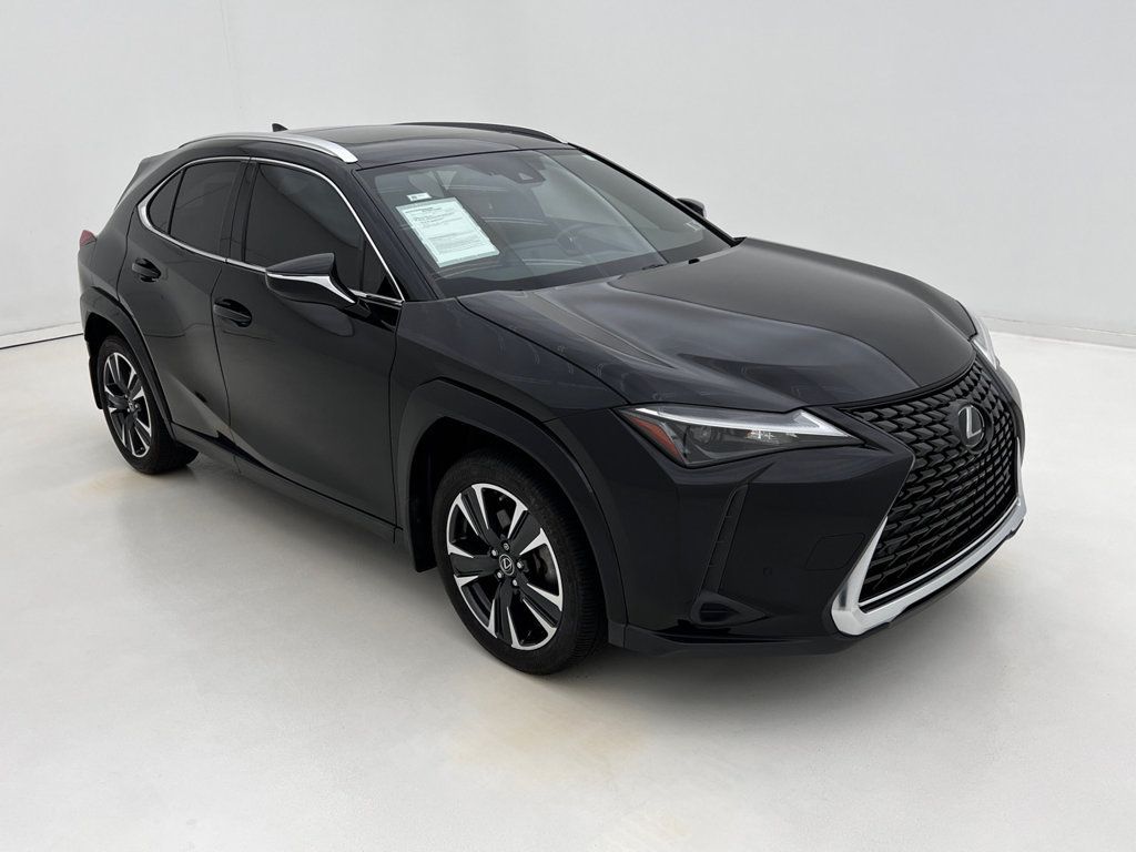 Used 2023 Lexus UX 250h AWD w/ Premium Package image 2