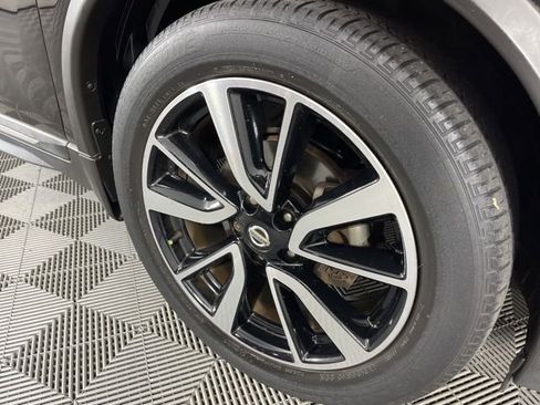 Used 2019 Nissan Rogue SL w/ Premium Package FWD image 15