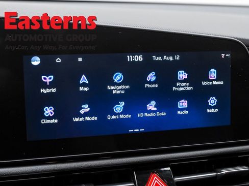 Used 2023 Kia Niro EX image 19