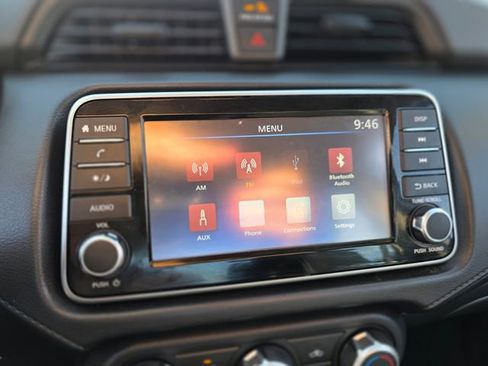 Used 2025 Nissan Versa S FWD image 26