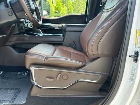 Certified 2024 Ford F250 King Ranch AWD/4WD image 9