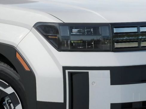 New 2026 Hyundai Santa Fe SE FWD image 9