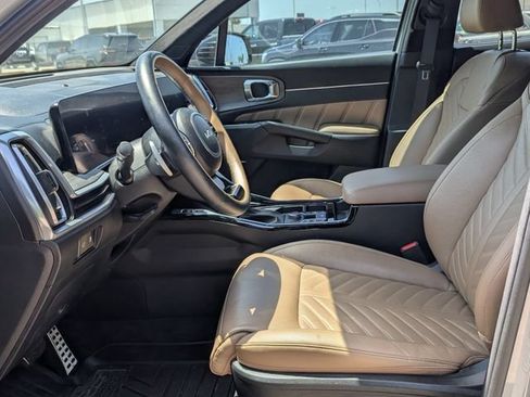 Used 2024 Kia Sorento SX Prestige w/ Olive Brown Leather Package AWD/4WD image 12