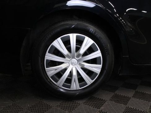 Used 2020 Toyota Camry LE w/ Fleet Convenience Package FWD image 5
