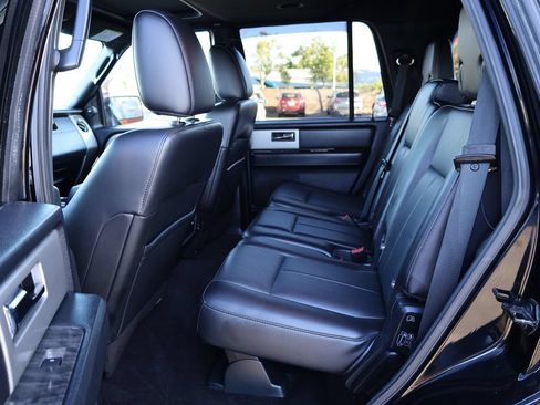 Used 2016 Ford Expedition Limited RWD image 12