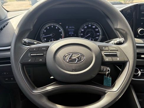 Used 2021 Hyundai Sonata SE w/ Preferred Accessory Package image 17