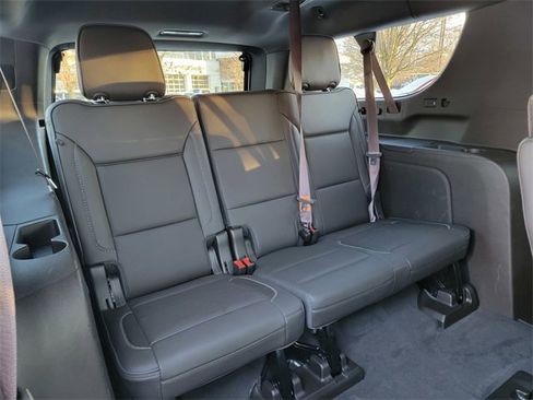 Used 2021 GMC Yukon XL Denali w/ Denali Ultimate Package image 16