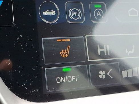 Certified 2025 Subaru Outback Premium w/ Popular Package #1A image 24