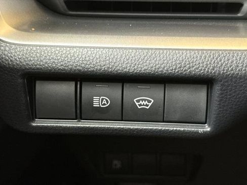 Certified 2025 Toyota Prius LE image 31