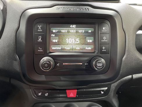 Used 2017 Jeep Renegade Latitude w/ Cold Weather Group AWD/4WD image 28