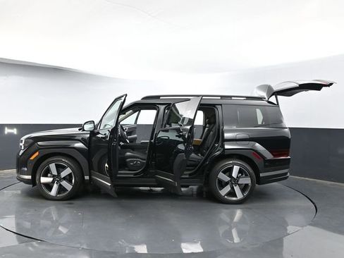 Used 2025 Hyundai Santa Fe Limited FWD image 42