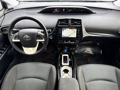 Used 2016 Toyota Prius Three image 17