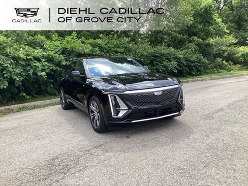 New 2025 Cadillac Lyriq Luxury image 1