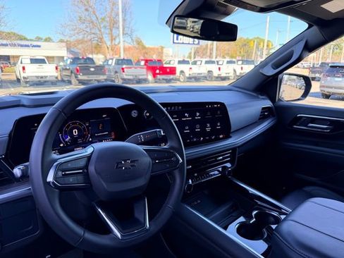 Certified 2025 Chevrolet Tahoe Z71 image 13