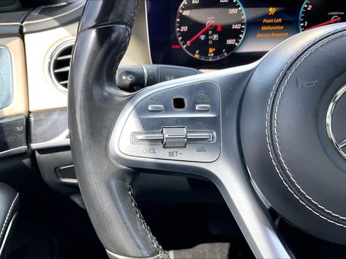 Used 2018 Mercedes-Benz S 560 Sedan image 23