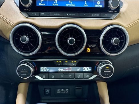 New 2025 Nissan Sentra SV w/ SV Premium Package image 19