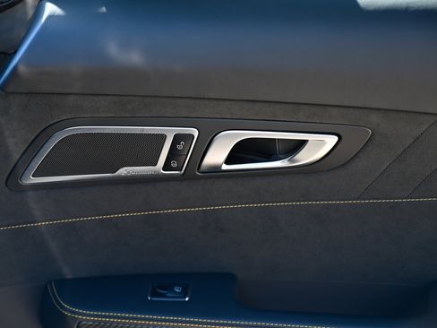 Used 2019 Mercedes-Benz AMG GT R image 44