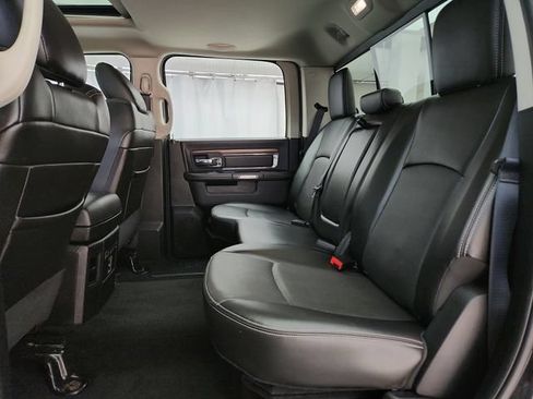 Used 2016 RAM 1500 Laramie w/ Convenience Group AWD/4WD image 29