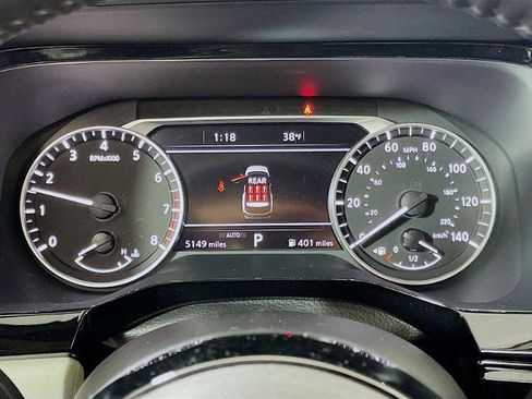 Certified 2025 Nissan Pathfinder SL image 10