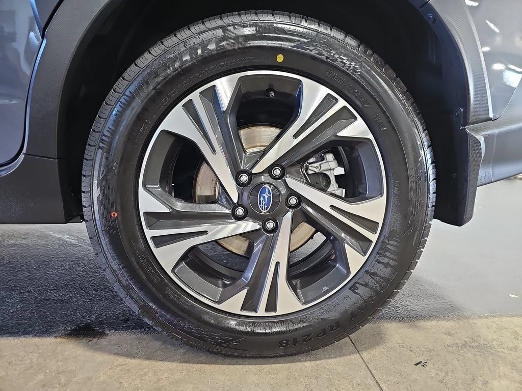 Used 2024 Subaru Crosstrek 2.0i Premium AWD/4WD image 32