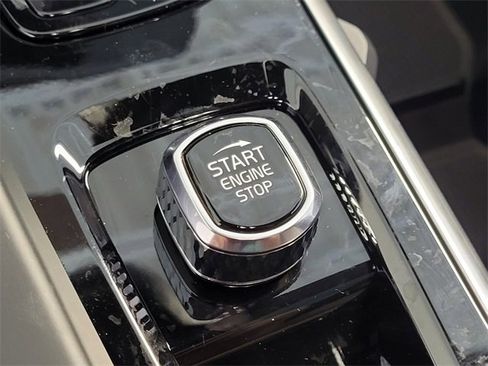 New 2026 Volvo XC60 T8 Plus w/ Protection Package Premier image 25