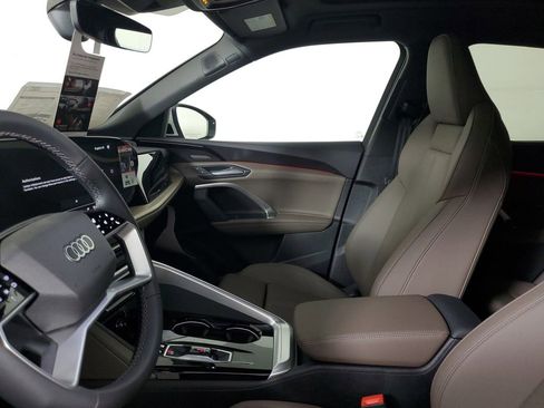 New 2025 Audi Q5 Premium Plus image 22