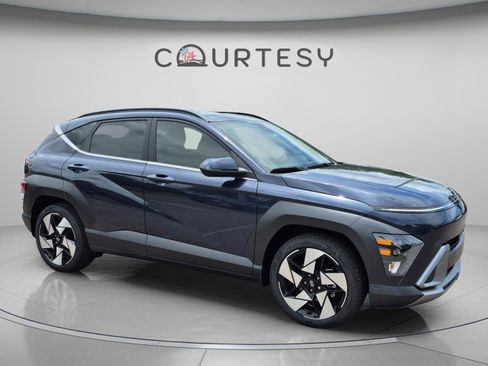 New 2026 Hyundai Kona Limited FWD image 7