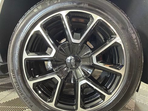 Certified 2023 Chevrolet Tahoe RST RWD image 40