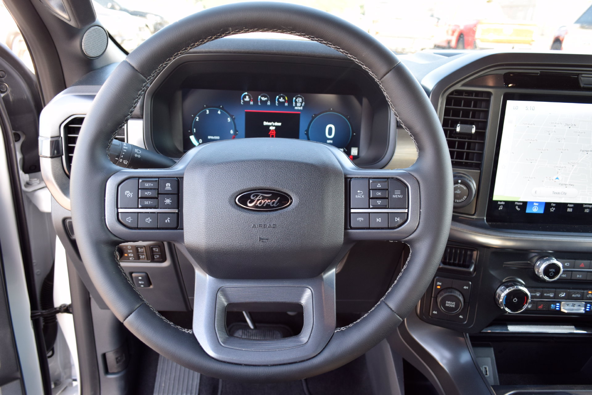 Used 2025 Ford F150 Lariat AWD/4WD image 6