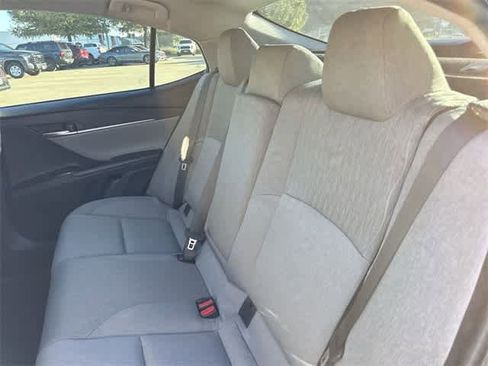 Used 2026 Toyota Camry LE w/ Convenience Package image 15