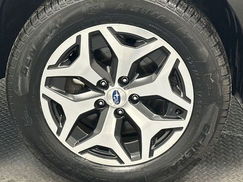 Used 2024 Subaru Forester Premium AWD/4WD image 20