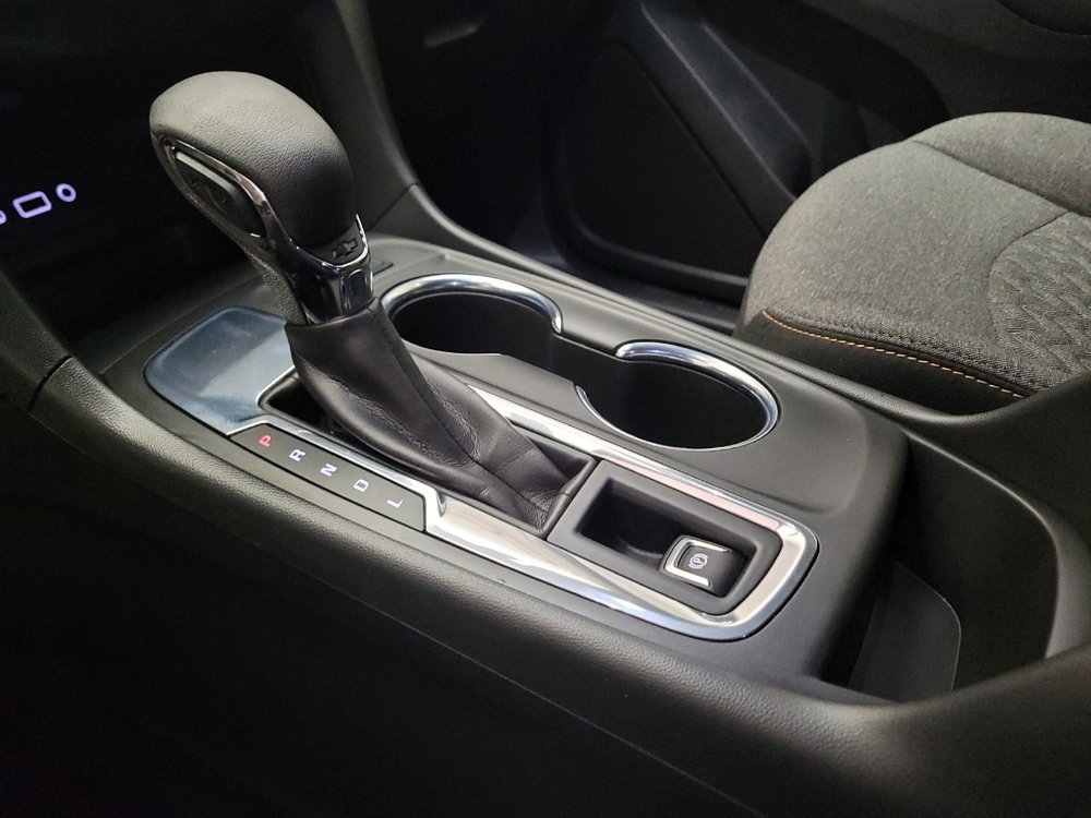 Used 2023 Chevrolet Equinox LT FWD image 26