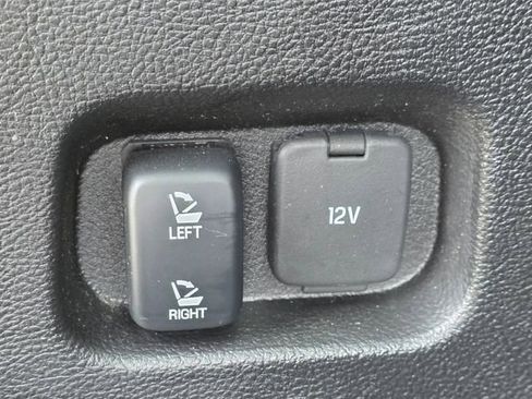 Used 2024 Ford Edge SEL w/ Convenience Package image 44