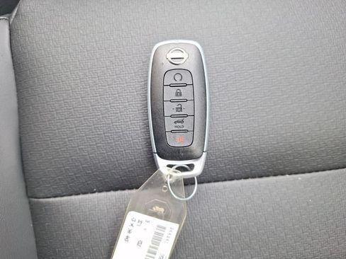 Certified 2026 Nissan Rogue Dark Armor AWD/4WD image 30
